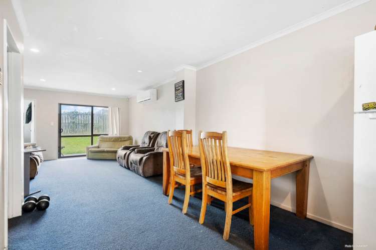 63 Naylors Drive Mangere_2