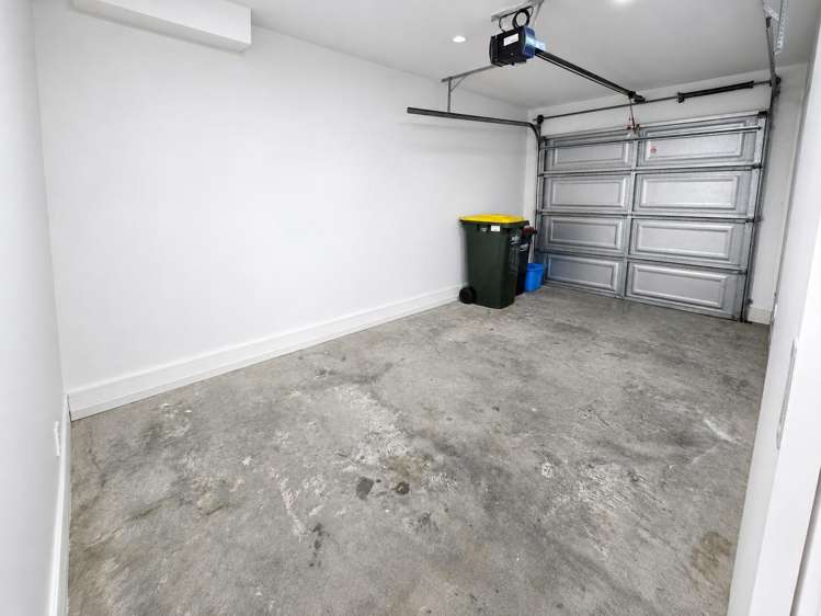  A/5 Adelaide Street Petone_25