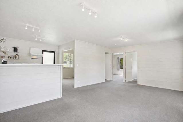 17a Leaming Place Clarks Beach_2