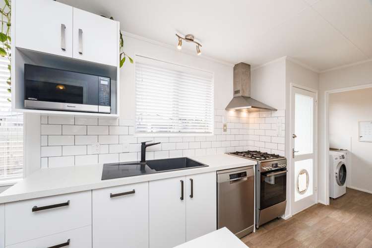 51 Dewe Avenue Feilding_10