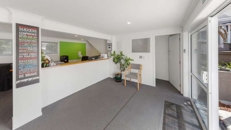 86 Great South Road Pokeno_10