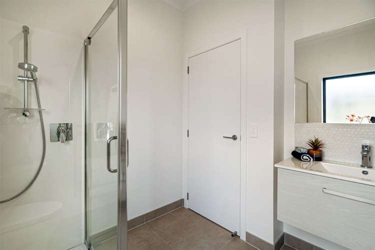 5 Frank Gill Road Hobsonville_17