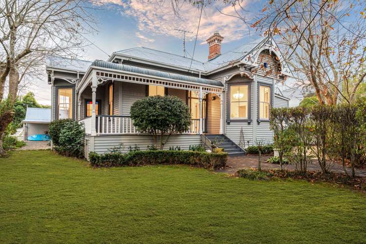 8 Eton Avenue Devonport_15