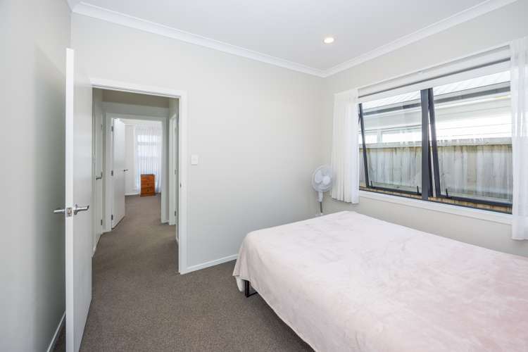1/2 Lambert Court Glenview_8