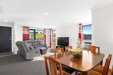 2A and B Korora Crescent_2