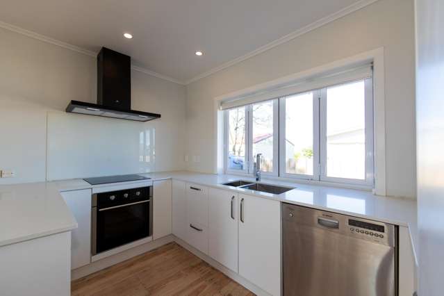 9b Lawrence Street Otane_3