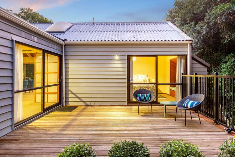 49 Bayview Road Paremata_2