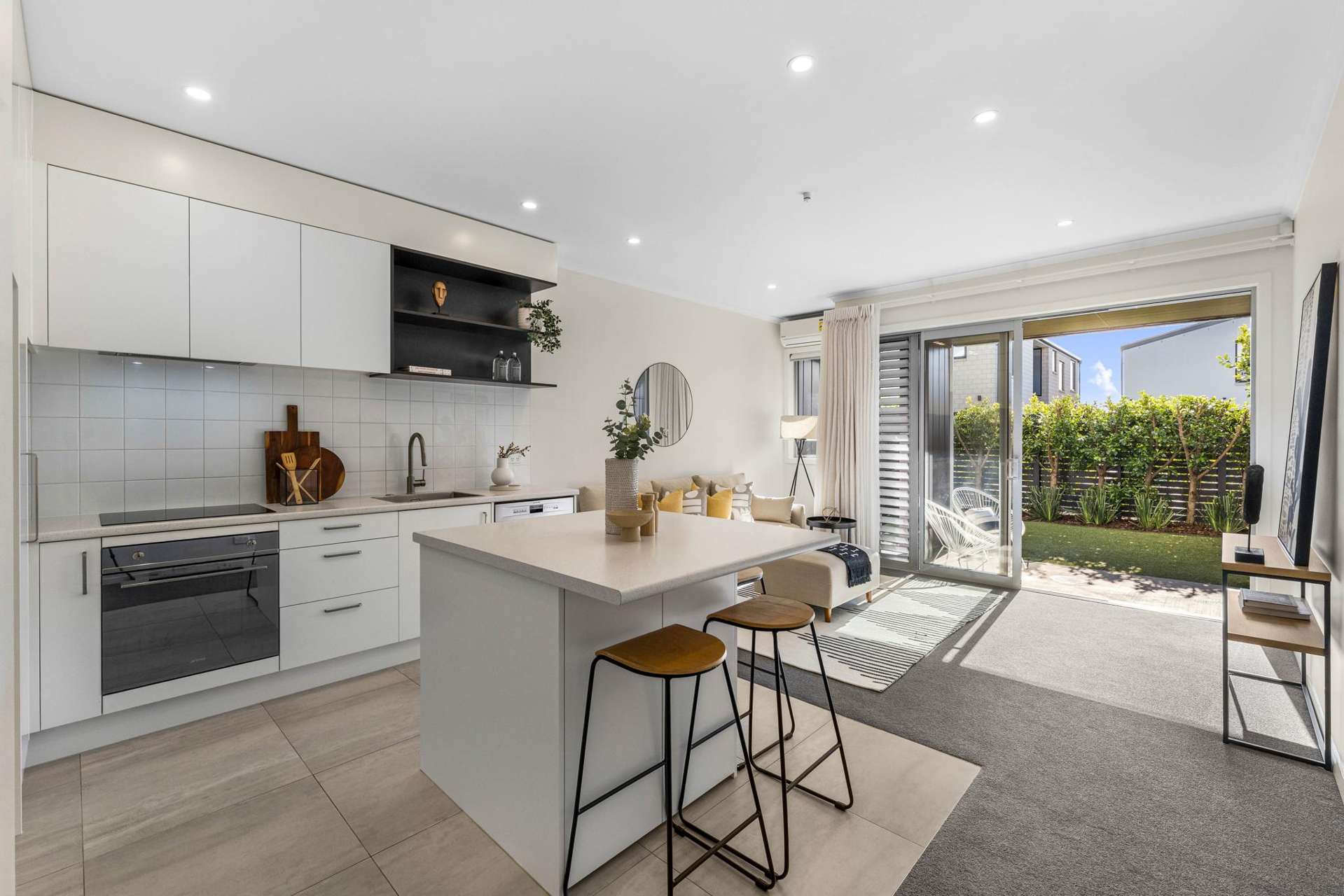 9/28 Nevill Road Hobsonville_0