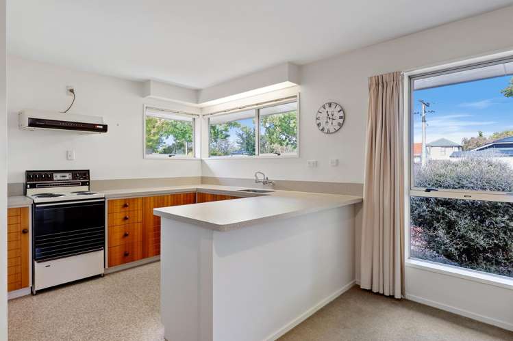 1/10 Norfolk Street St Albans_8