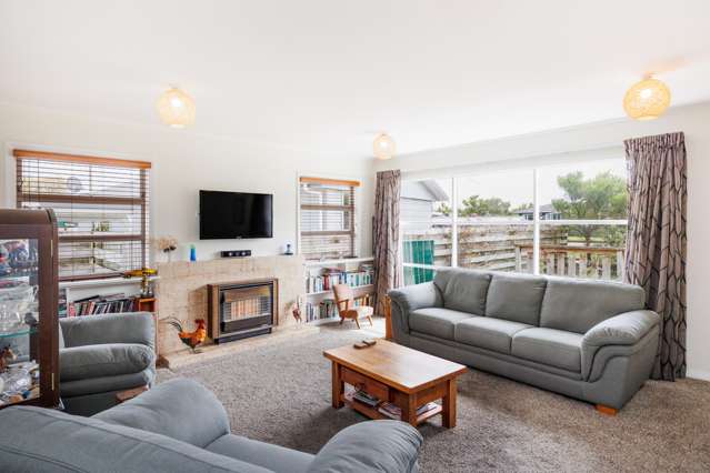 117 Derby Street Feilding_3