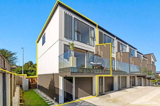 7/27 Carole Crescent Pakuranga Heights_3