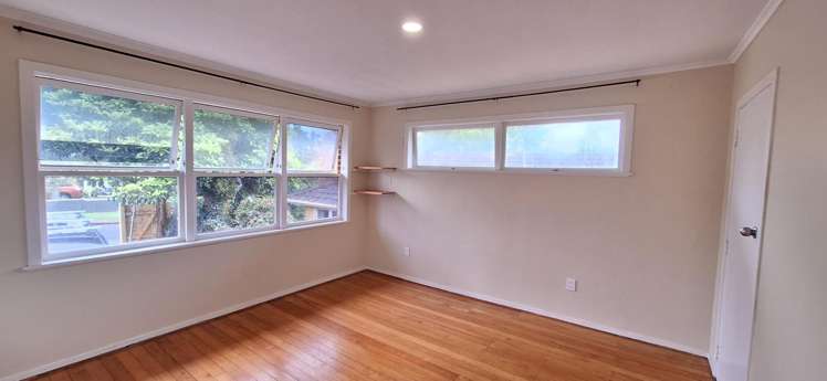 31 Kingdale Road 11401_5