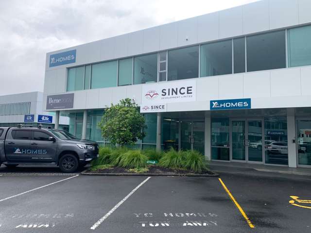 E2, 27-29 William Pickering Drive Albany_1