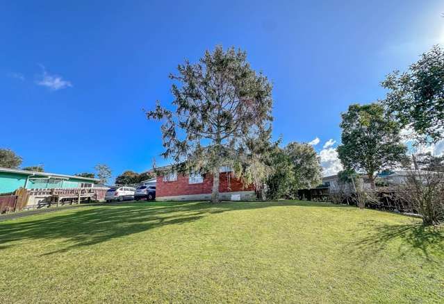 4 Staverton Crescent Mangere_2