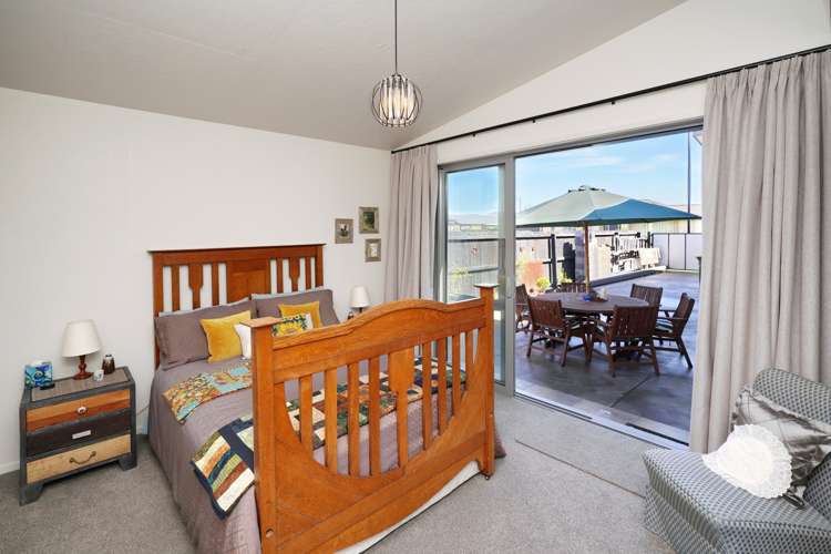 39 Blunden Road Lincoln_21