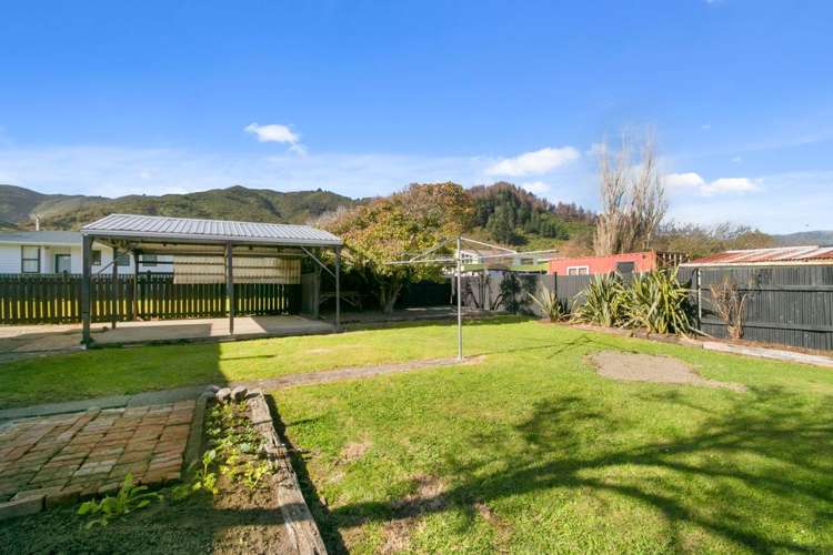 4 Derwent Street Wainuiomata_16