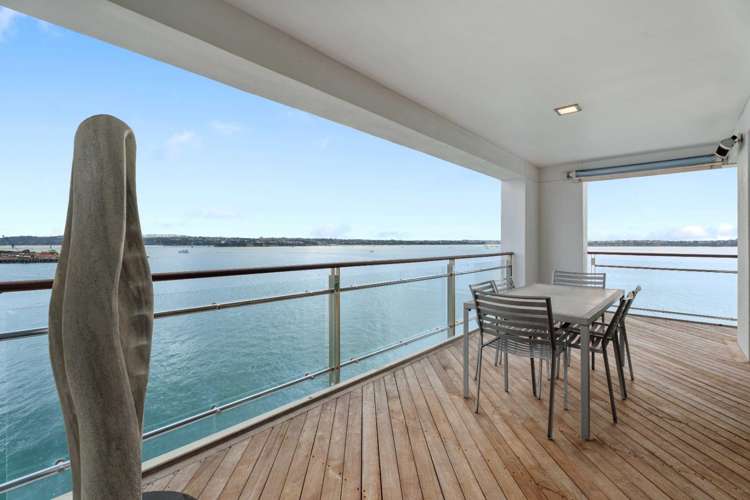 45/143 Quay Street 10015_11