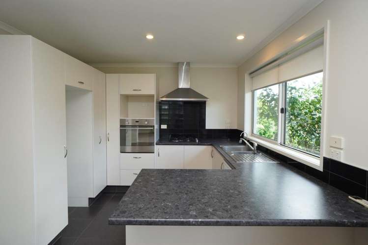 5 Karo Street Ruakaka_10