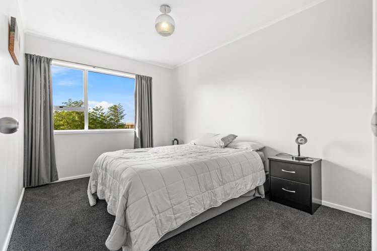 13 McClintock Road Massey_12