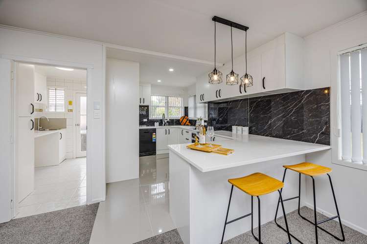 2/28 Mckean Avenue Manurewa_6