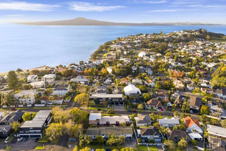 2/32 Benbow Street Saint Heliers_10