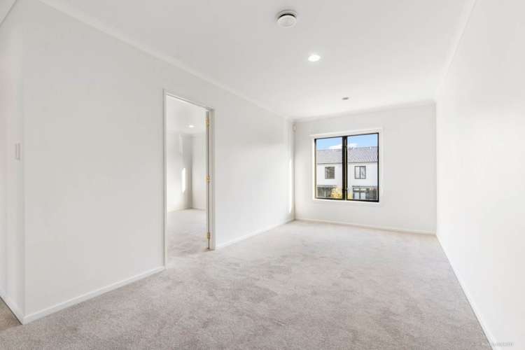 86/1 Ambrico Place New Lynn_6