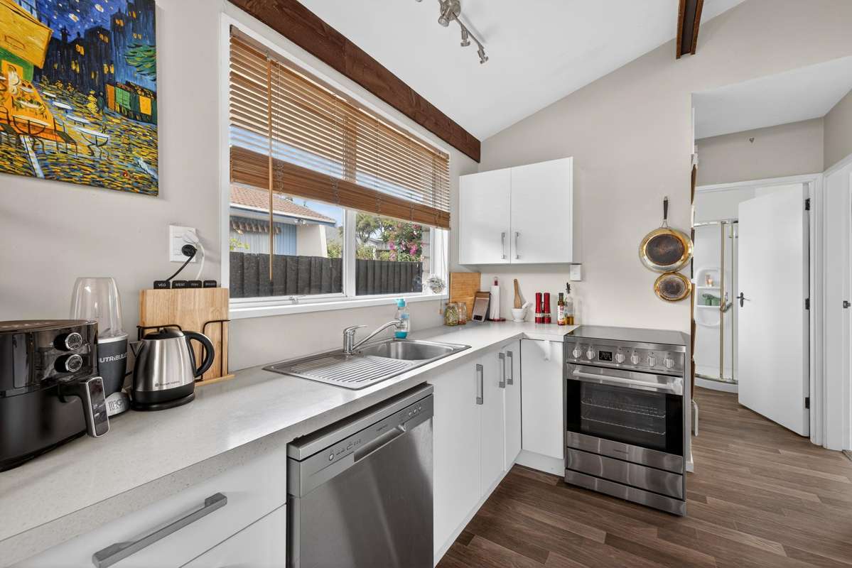 2/15 Sandra Street_2