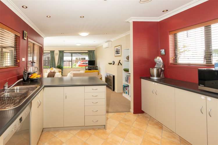 528 Grey Street Hamilton East_6