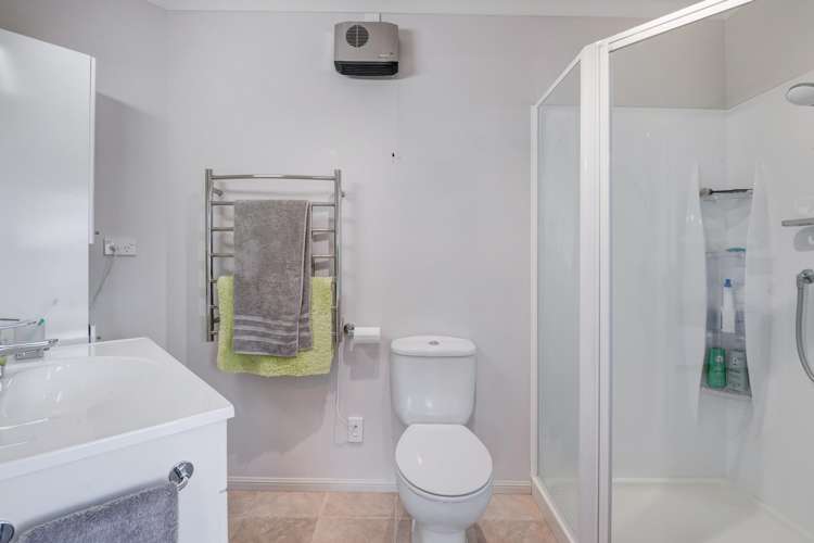 33A Centreway Road Orewa_16