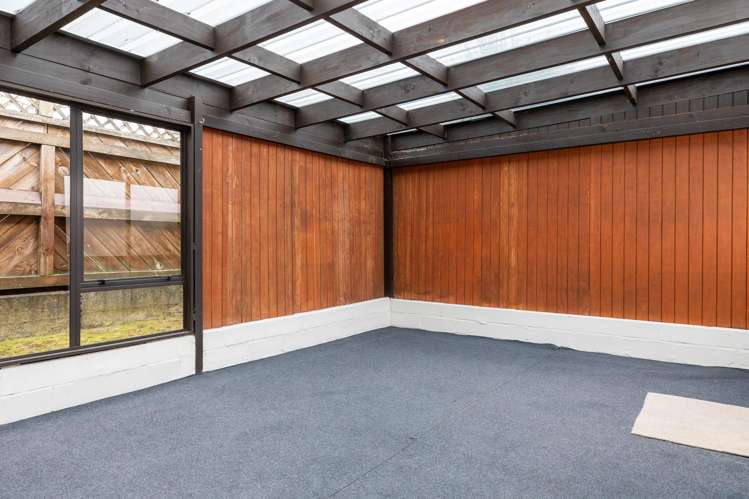 85 Rifle Range Road Central_16