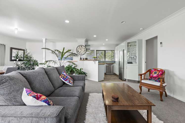 12 Thornlea Drive Welcome Bay_6