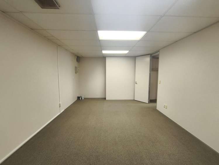 Suites 3 and 4/507 Lake Road Takapuna_3