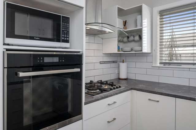 55B Pemberton Crescent Greerton_4