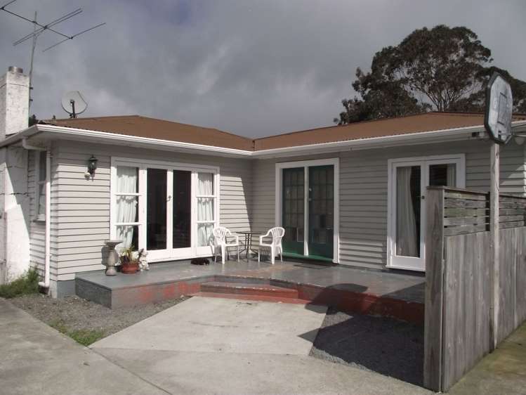 9 George Street Stokes Valley_1