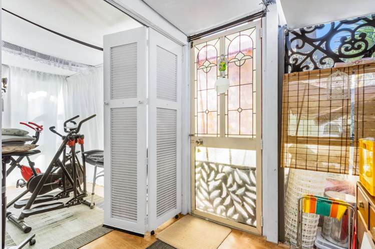 2/2B Yeoman Place Howick_15