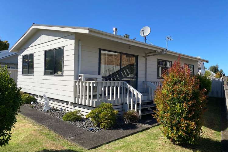 110 Banks Street Thames_1