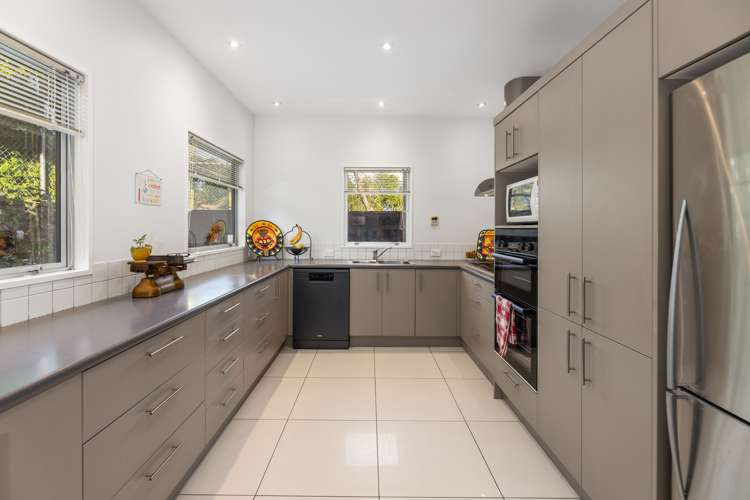 142 North Parade Richmond_5