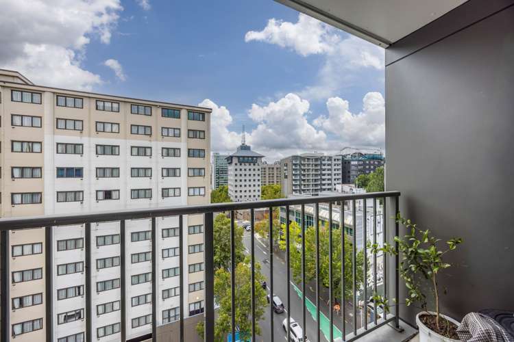 1115/53 Cook Street Auckland Central_11