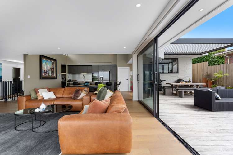15 Marama Street Castor Bay_9