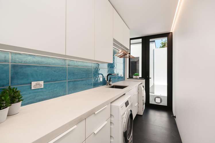 59 Marine Parade Mt Maunganui_38