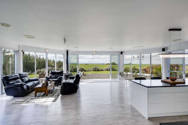 573a Whakapirau Road_0