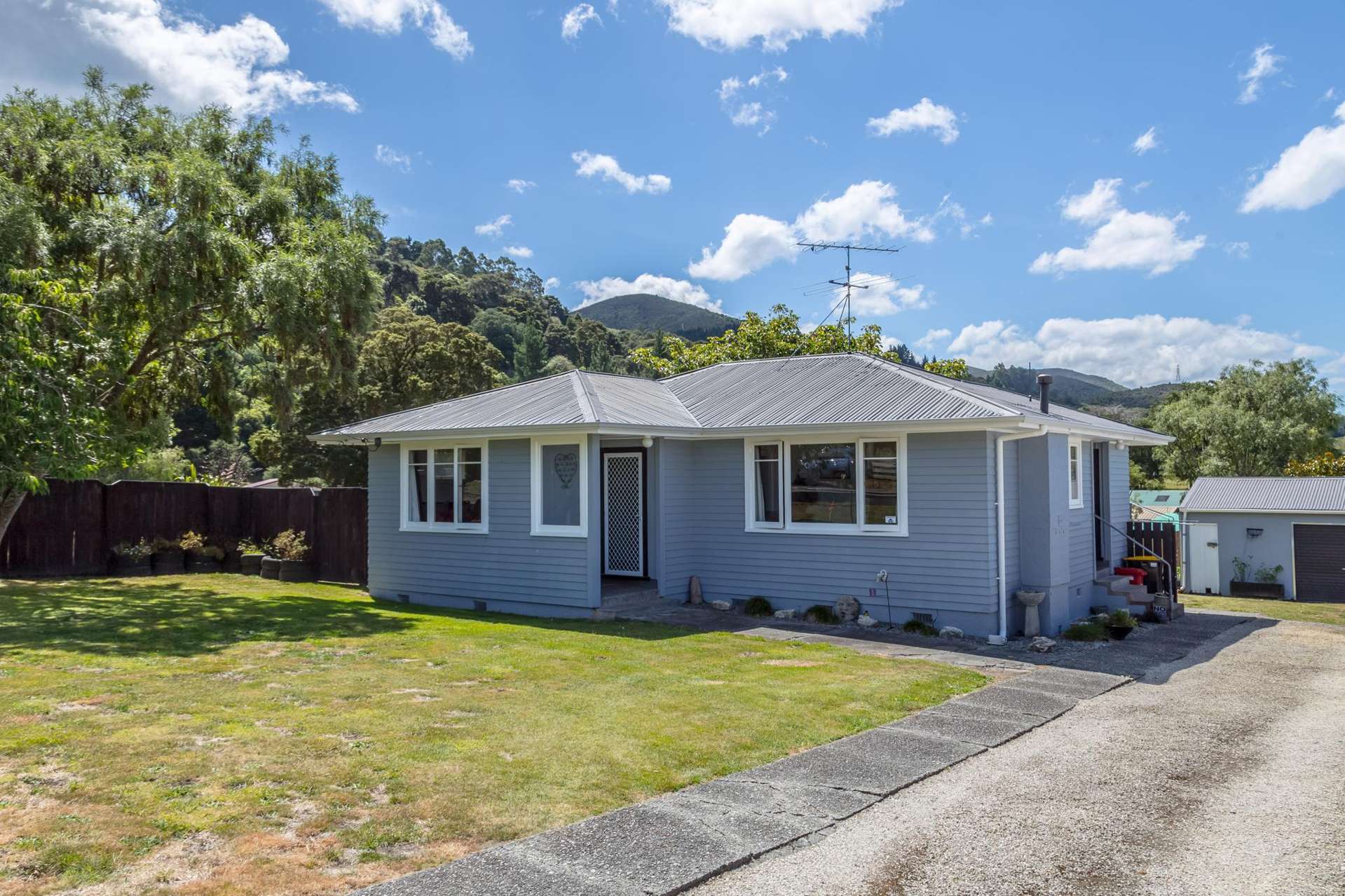 1 Harrison Street West Featherston_0