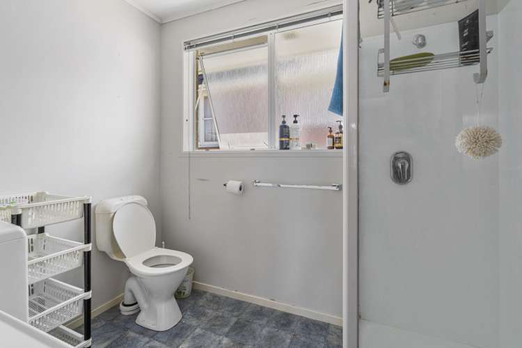 9 Magnolia Grove Maungaraki_14