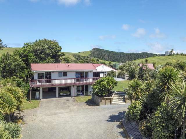 476 Rehutai Road Baylys Beach_2