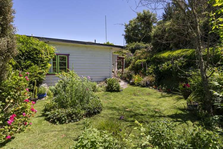 58 The Ridgeway Stoke_2