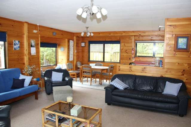 18 Oruatua Avenue Lake Taupo (East)_3