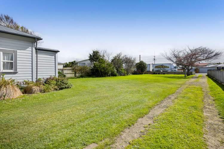 137 Fairfield Road Hawera_20