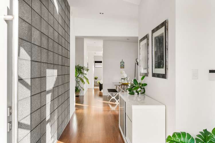 118 Oriental Parade Papamoa_3