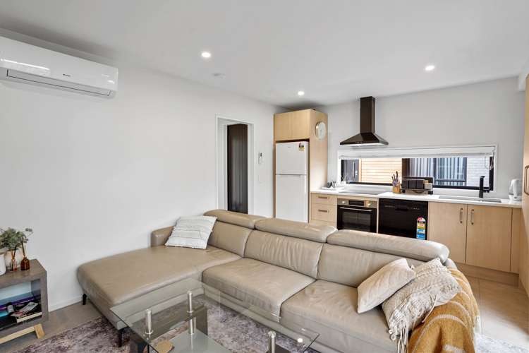 3/407 Hereford Street Linwood_5