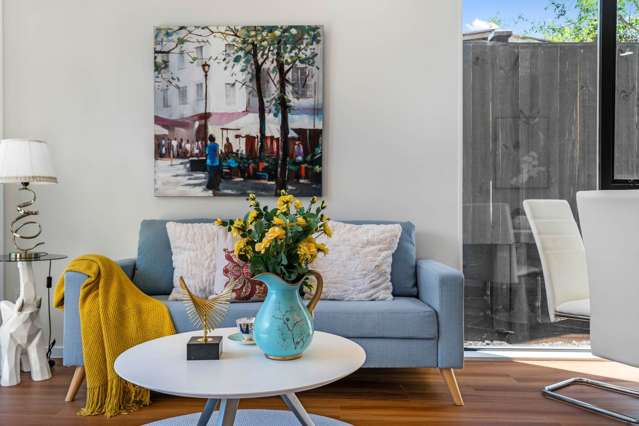 Brand-New Modern Living in Prime Pakuranga